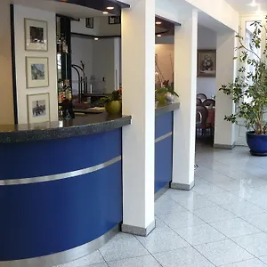 Mirage Zentrum Штутгарт